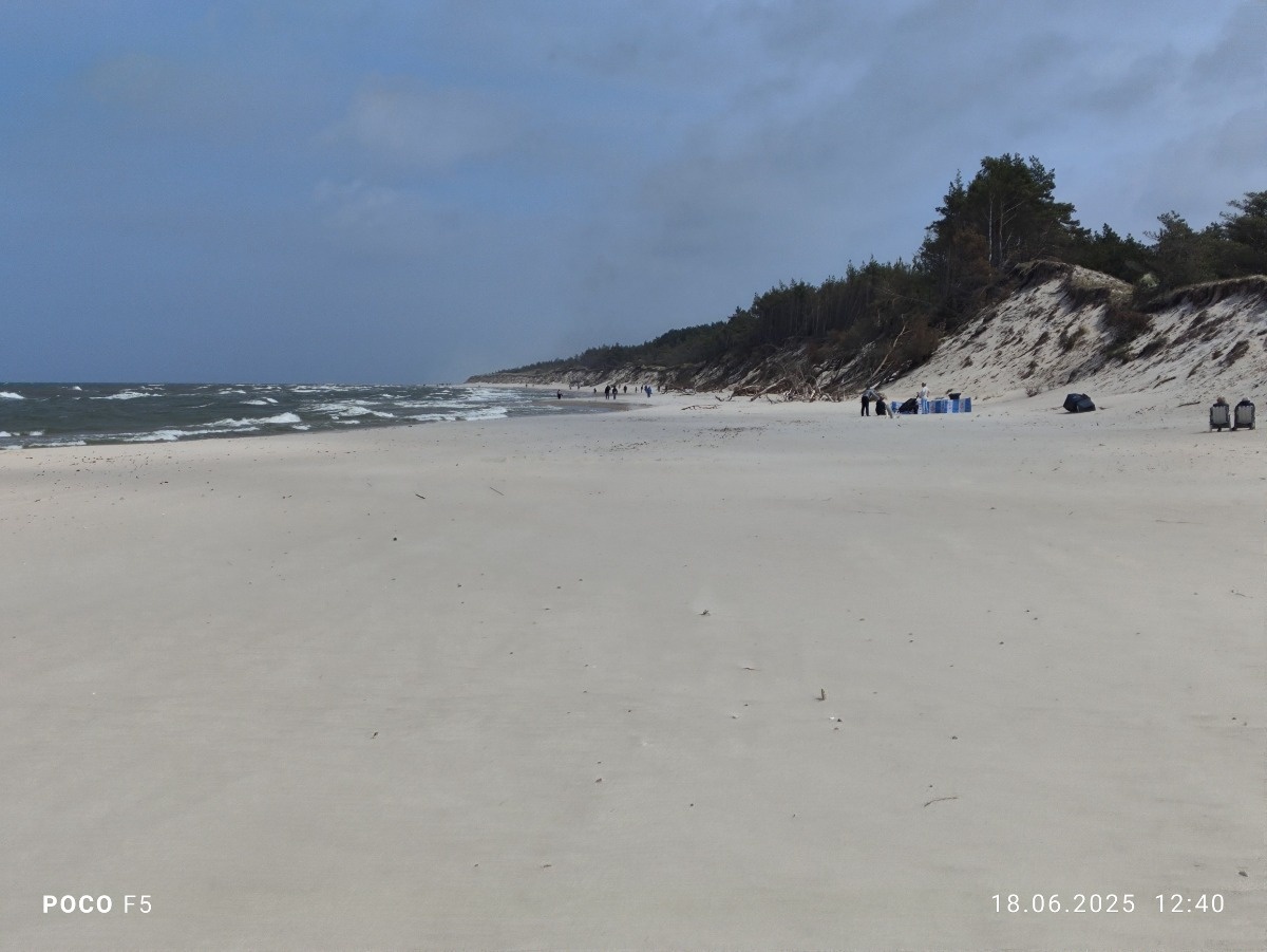 1e98942e-042b-40f2-9003-b9e7423571e9