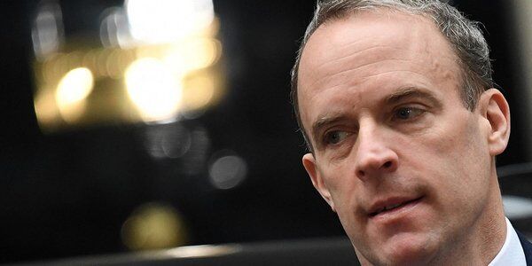 Wielka Brytania ostrzega Putina przed gospodarczym cierpieniem w przypadku inwazji na Ukrainę