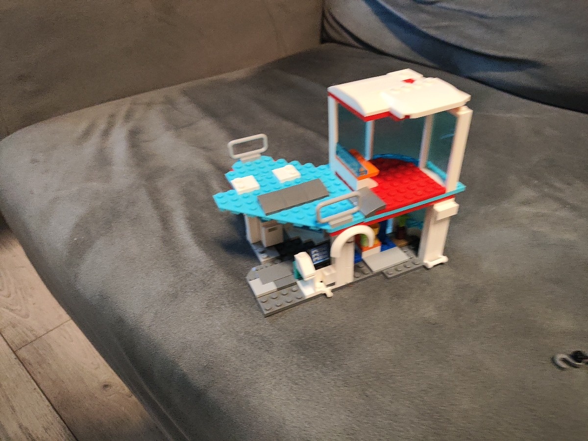 a9e48efe-ae3d-43fb-8d82-7ff1b4467e96