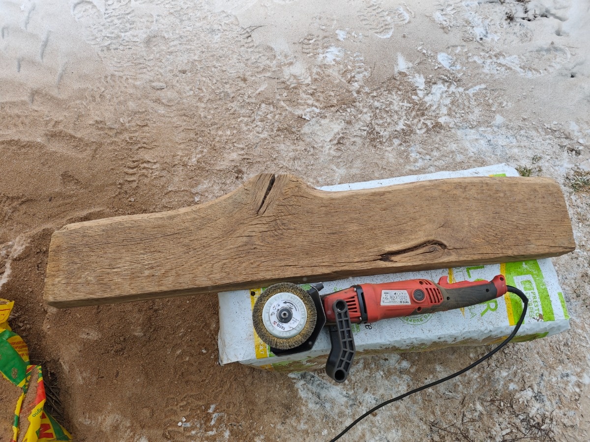 1ed9cd24-6250-4fce-8819-5b5c6b347efc