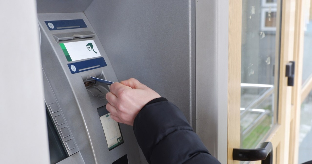 Stracił dostęp do konta w banku. Wszystko dlatego, że nie wypełnił ankiety