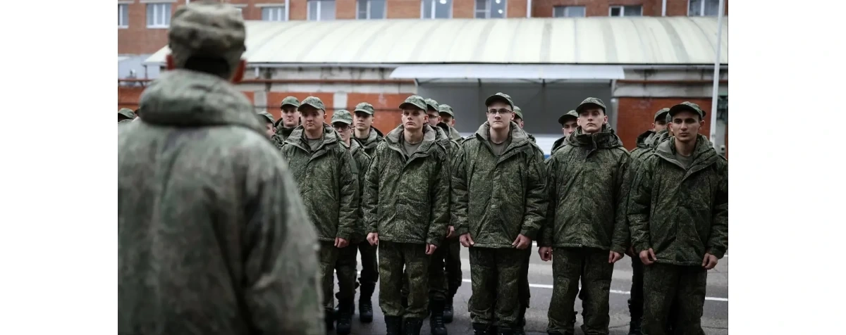 Są z 128 państw. Rosja stworzyła potężną sieć werbunku do armii