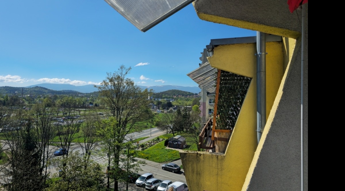 ee3a1888-a59d-4e6b-a348-8f65bf9e53cb