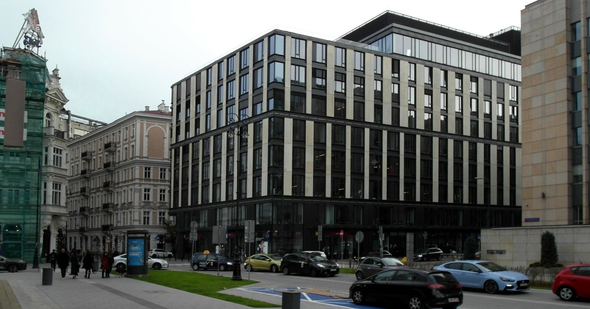 Ukradli z sądu prąd za 2,5 mln zł. Dwóch mężczyzn z zarzutami