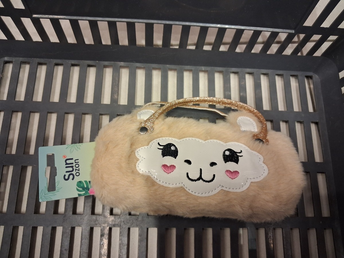 c12d3564-5f56-4322-b6a1-eb5e97687fc4