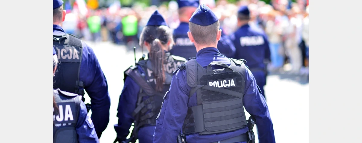 Nowe świadczenia i modernizacja służb mundurowych na lata 2026–2029. MSWiA planuje 13 mld zł