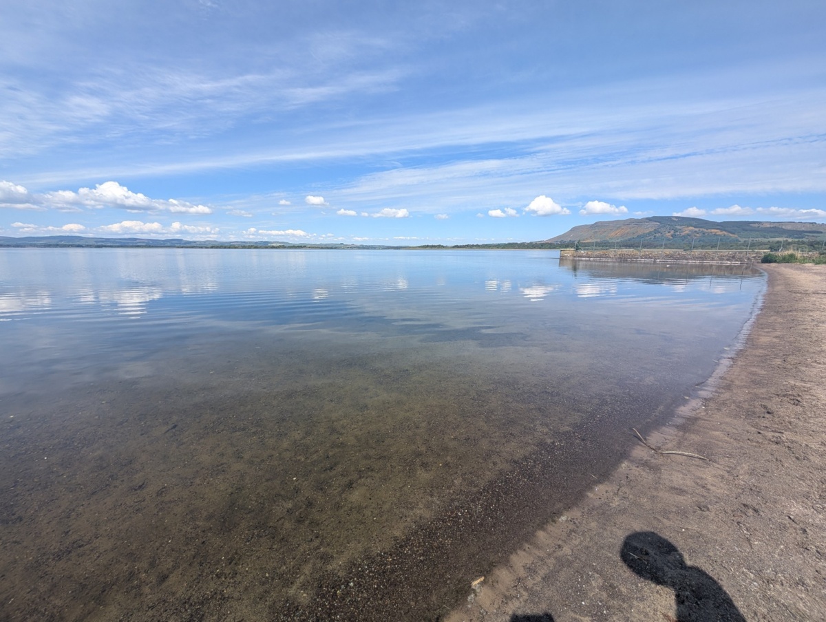 1f5aee94-5a37-40b4-8b83-17ad723fe78e