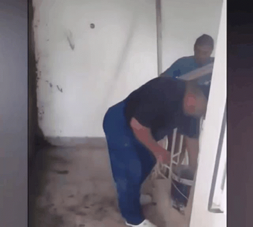 7914b85c-dcdc-4d04-be5b-175aa511b502