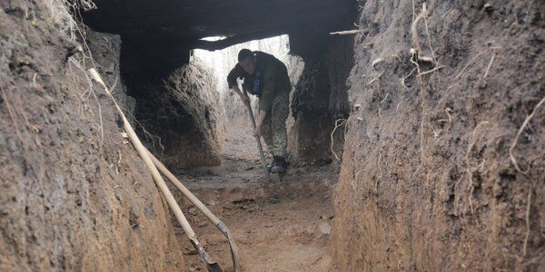 Resort obrony Ukrainy: Więcej snajperów na froncie w Donbasie. Chcą sprowokować