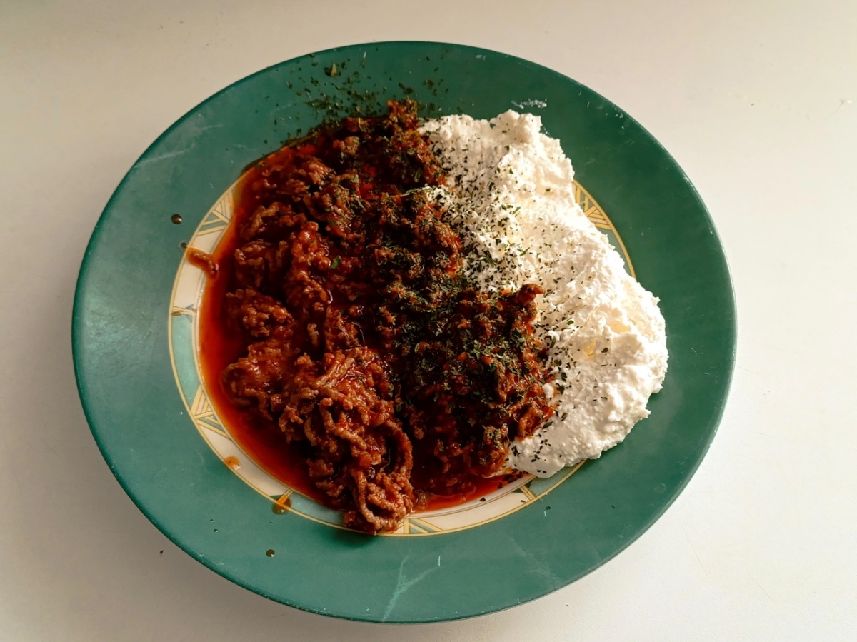 7d77a2b6-1a3e-4563-8046-57d8b3ffba8e