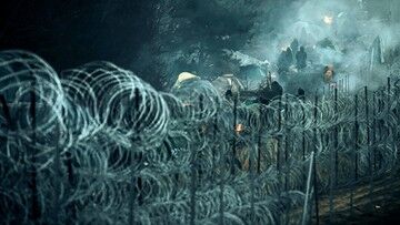 Kryzys na granicy. Straż Graniczna: w nocy białoruscy żołnierze zaczęli niszczyć tymczasową zaporę
