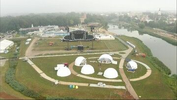 Earth Festival Uniejów 2021. Ecomiasteczko, eksperymenty, jazdy autami wodorowymi i wielki koncert