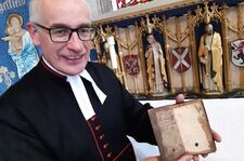 Sheffield: Zwróciła książkę do biblioteki. Zwłoka? Ponad 300 lat!