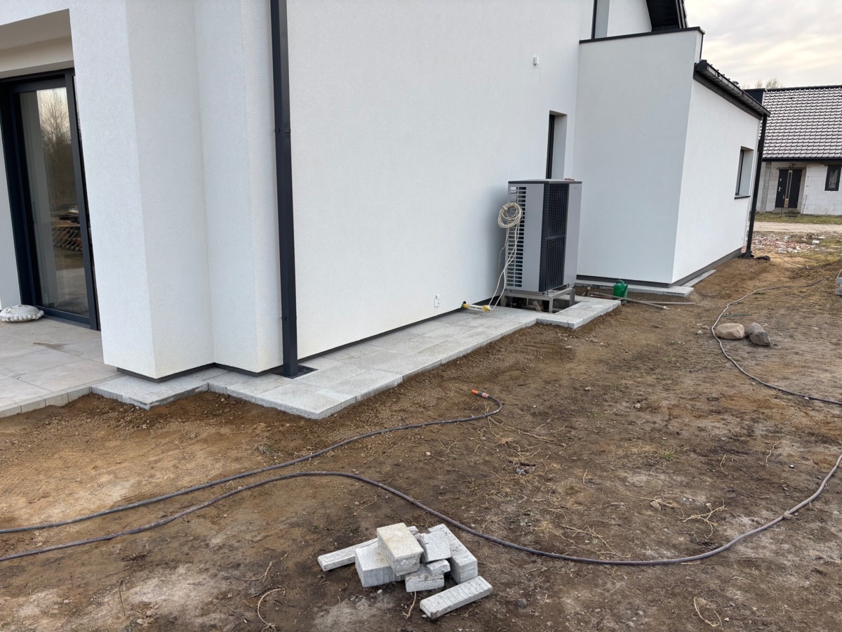 2e236871-e512-4cf5-bb66-b70bfc85e234