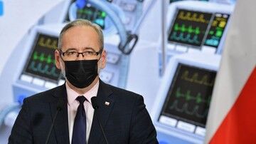 Niedzielski podziękował samorządom zawodów medycznych za wsparcie idei obowiązku szczepień medyków
