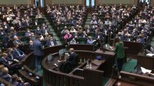 Nieoficjalnie: Rodziny polityków PiS rezygnują z posad