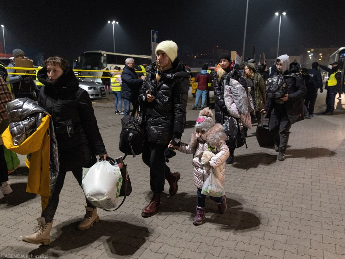 Soboń: Polacy, którzy pomagają Ukraińcom, otrzymają podatkową pomoc od rządu