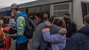 Wojna w Ukrainie. Ewakuowana z Azowstalu: nie można sobie wyobrazić piekła, przez jakie przeszliśmy