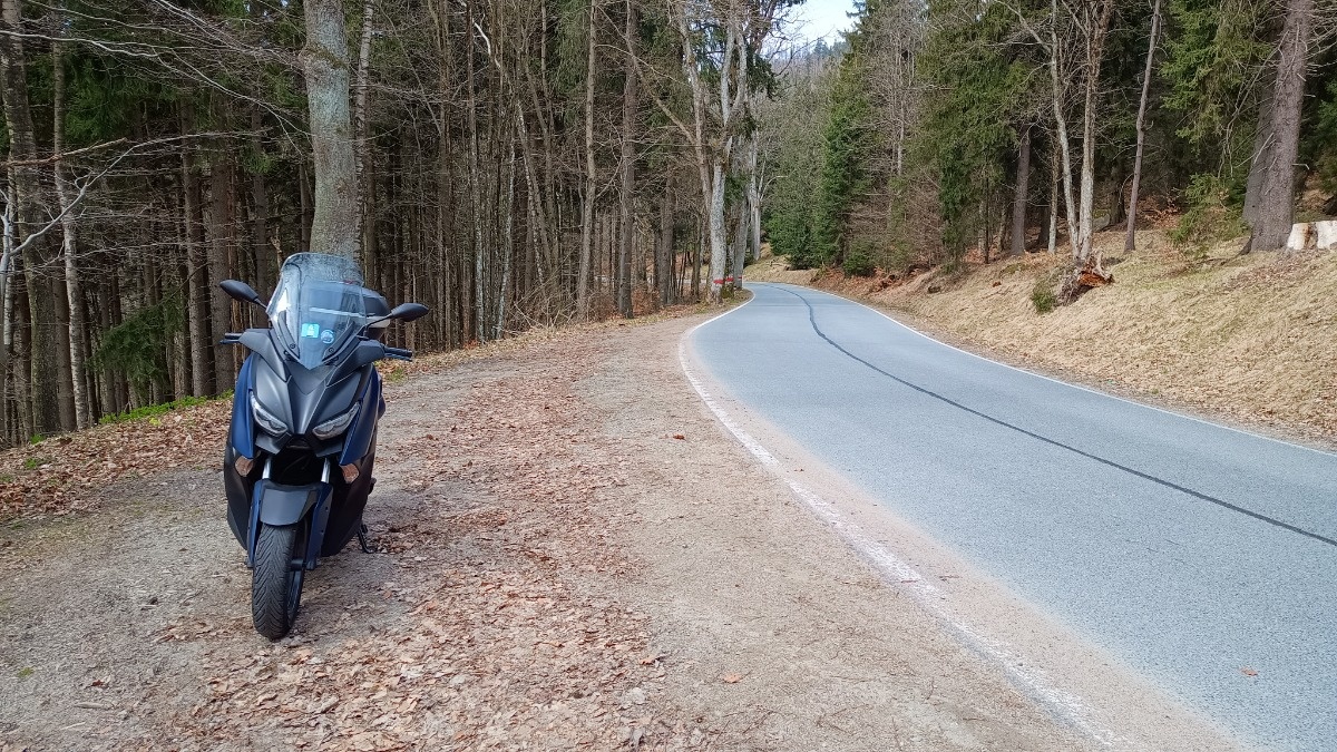 bf7093dd-a331-41e0-acfc-2738db713e60