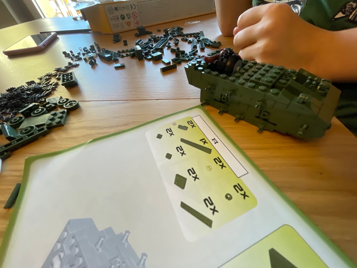 d2c0b02d-f030-4142-9352-6c8c62ef2293