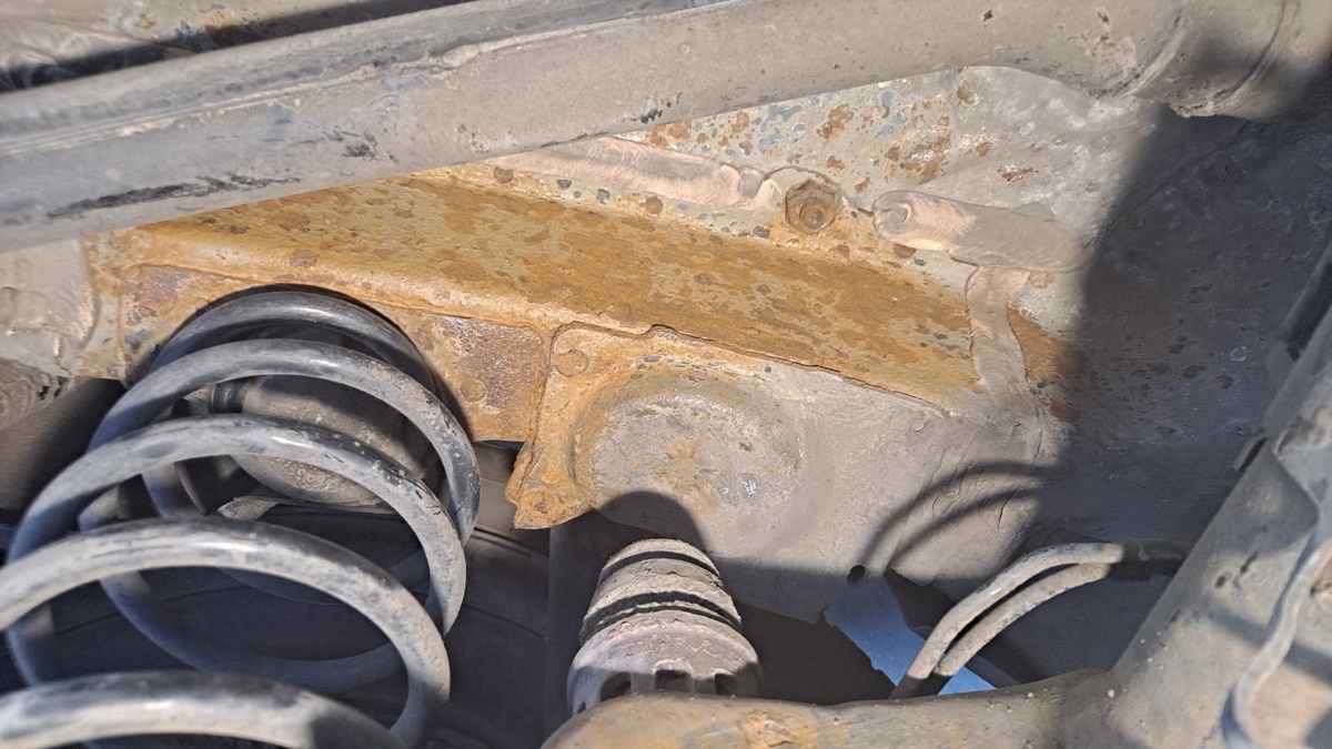 9cd81f5d-c458-4b21-a32a-f098e4ec1ced