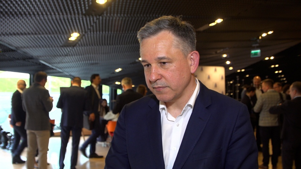 W Centralnym Rejestrze Umów znajdą się wydatki publiczne powyżej 10 tys. zł. Z powodu tak wysokiego progu wiele umów pozostanie niejawnych