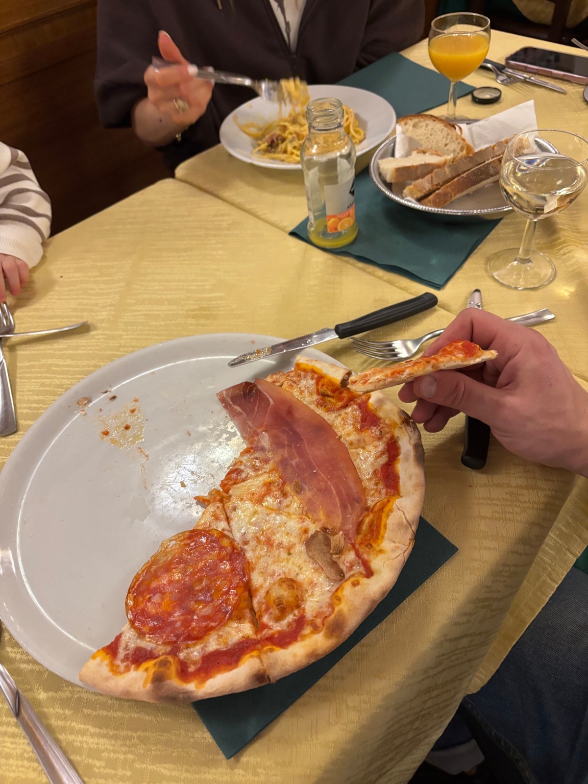 5880bf32-5a5a-498b-b9d8-992c09123cee