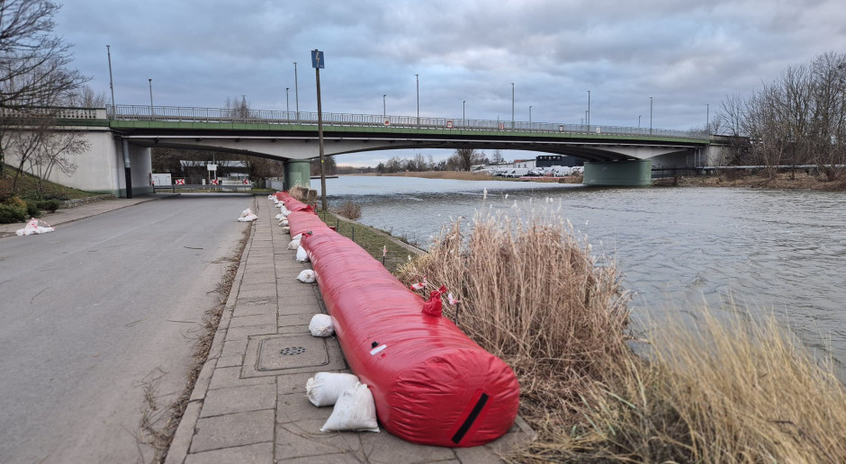 Miasto wprowadziło pogotowie przeciwpowodziowe. Poziom wody zbliża się do stanu alarmowego