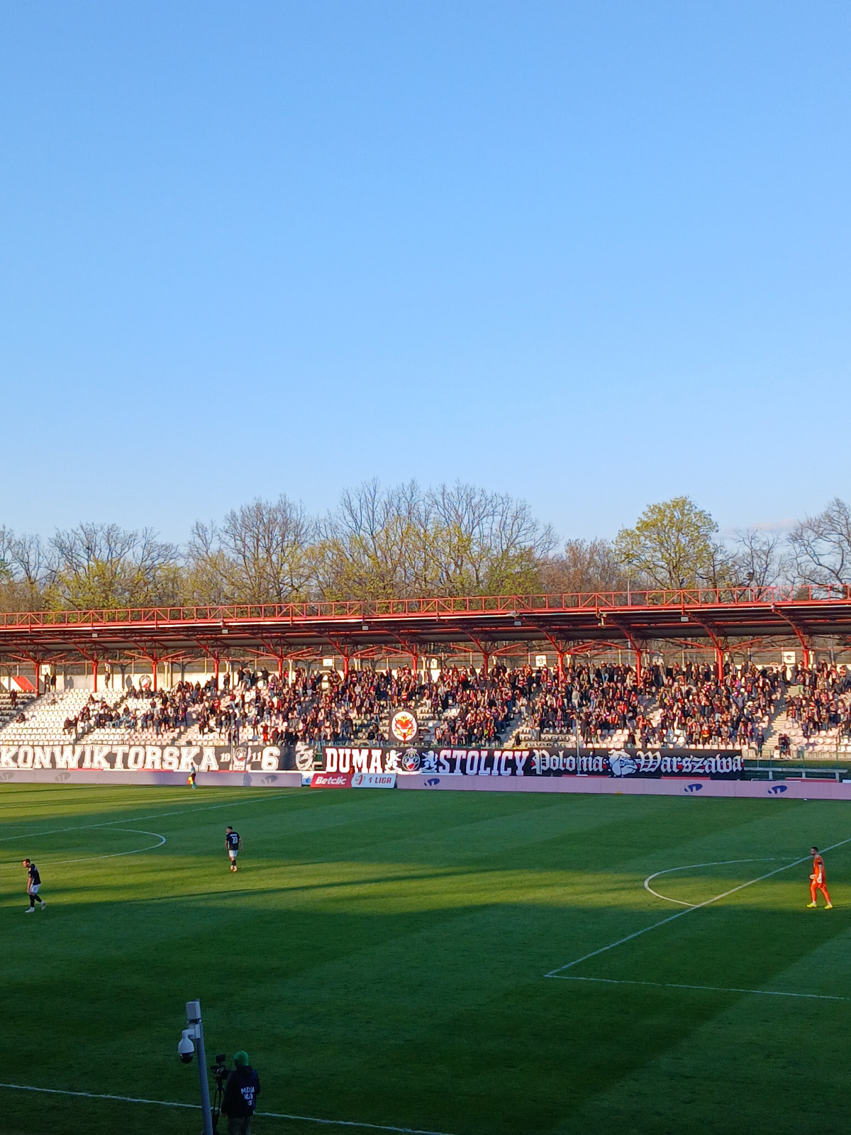 d22811ff-615f-48dc-bff7-c588f2734dff