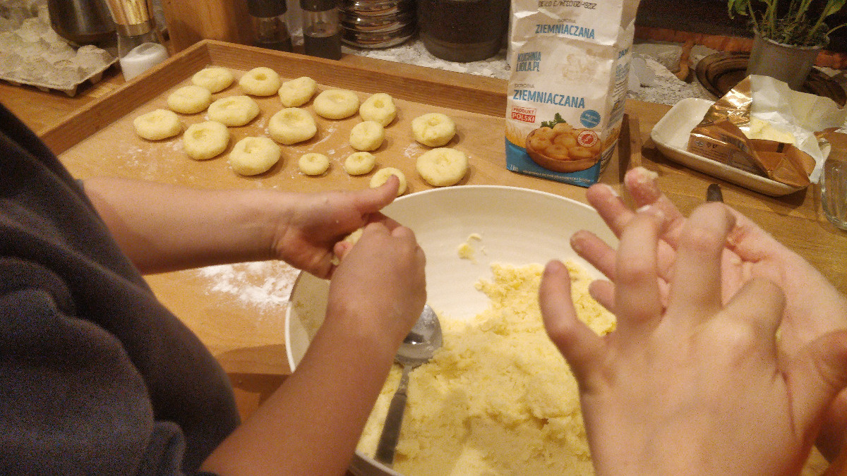 9fc8a381-499c-45f1-9502-ffd6b2d712b2