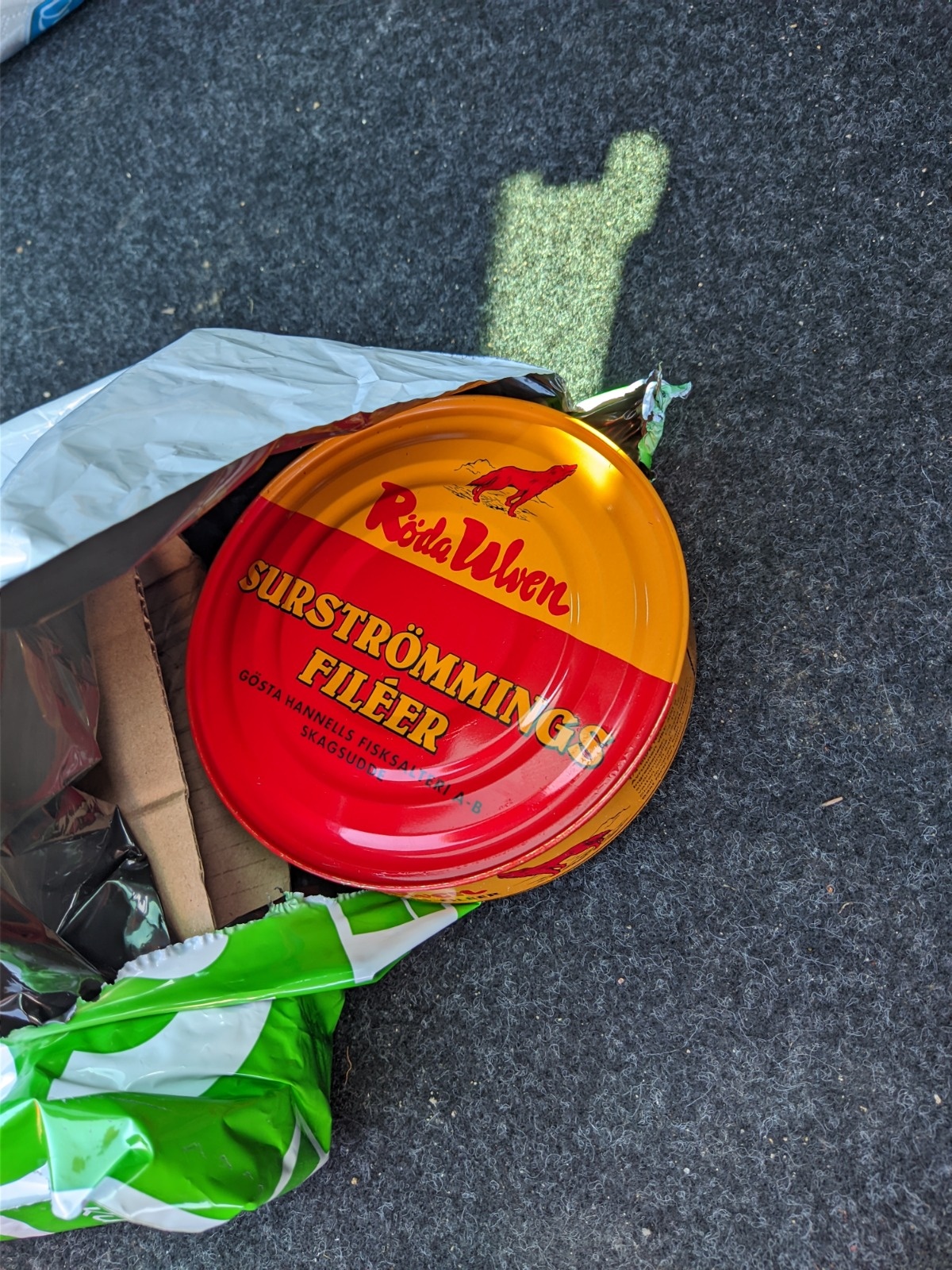 990ab9d8-5260-46f2-a306-481d6a68a2d9