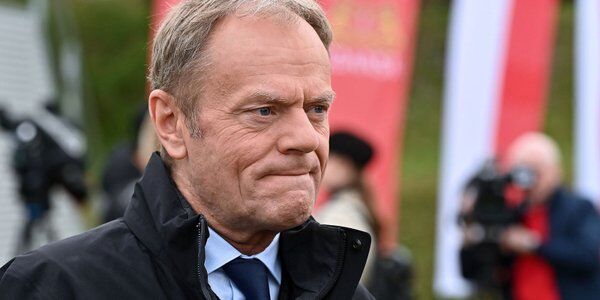 Lewica 1 maja o płacach i mieszkaniach, Tusk uderza w Ziobrę