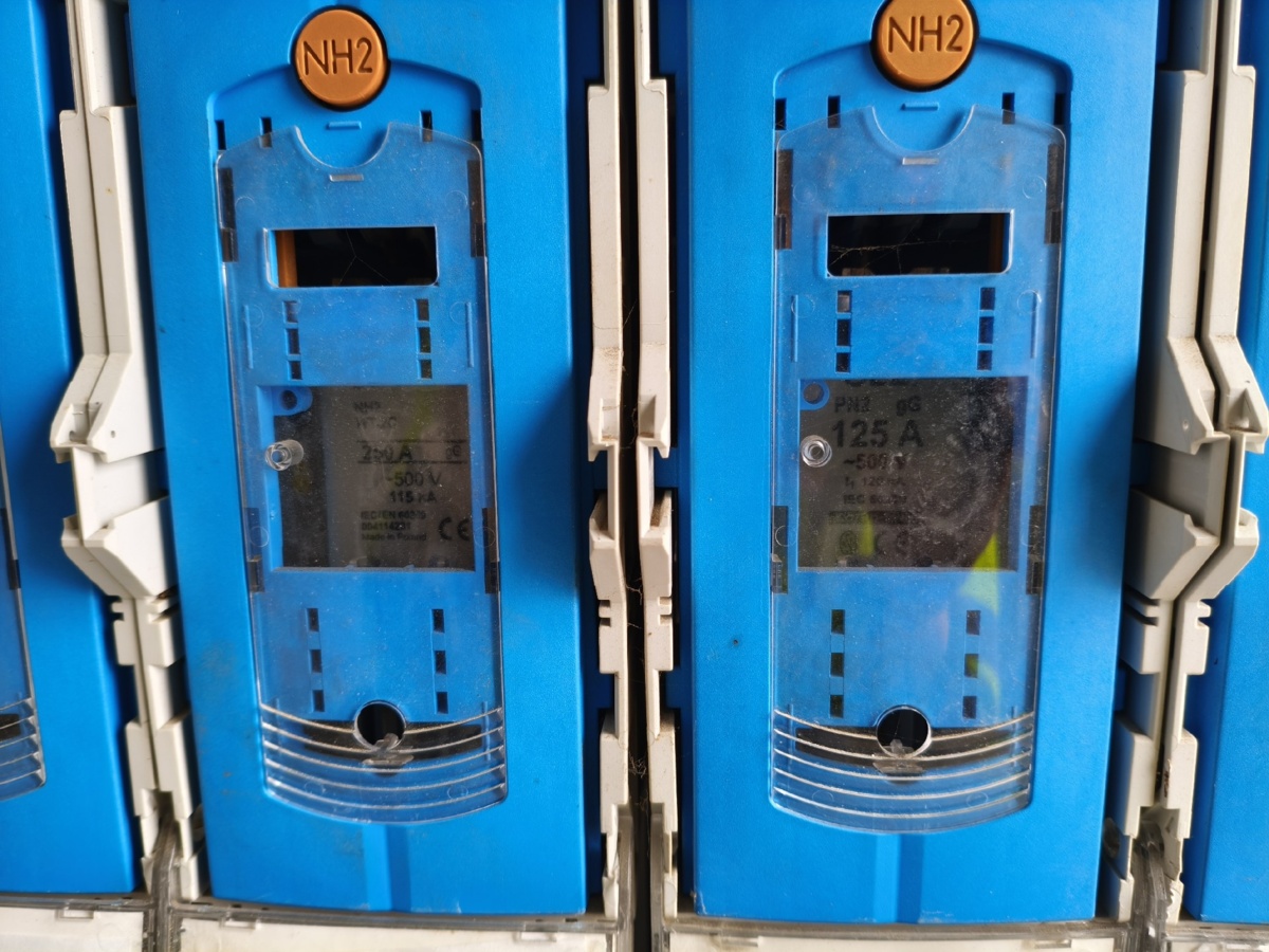 1ae8f5c0-805b-4809-8924-7f6a1edeeee5