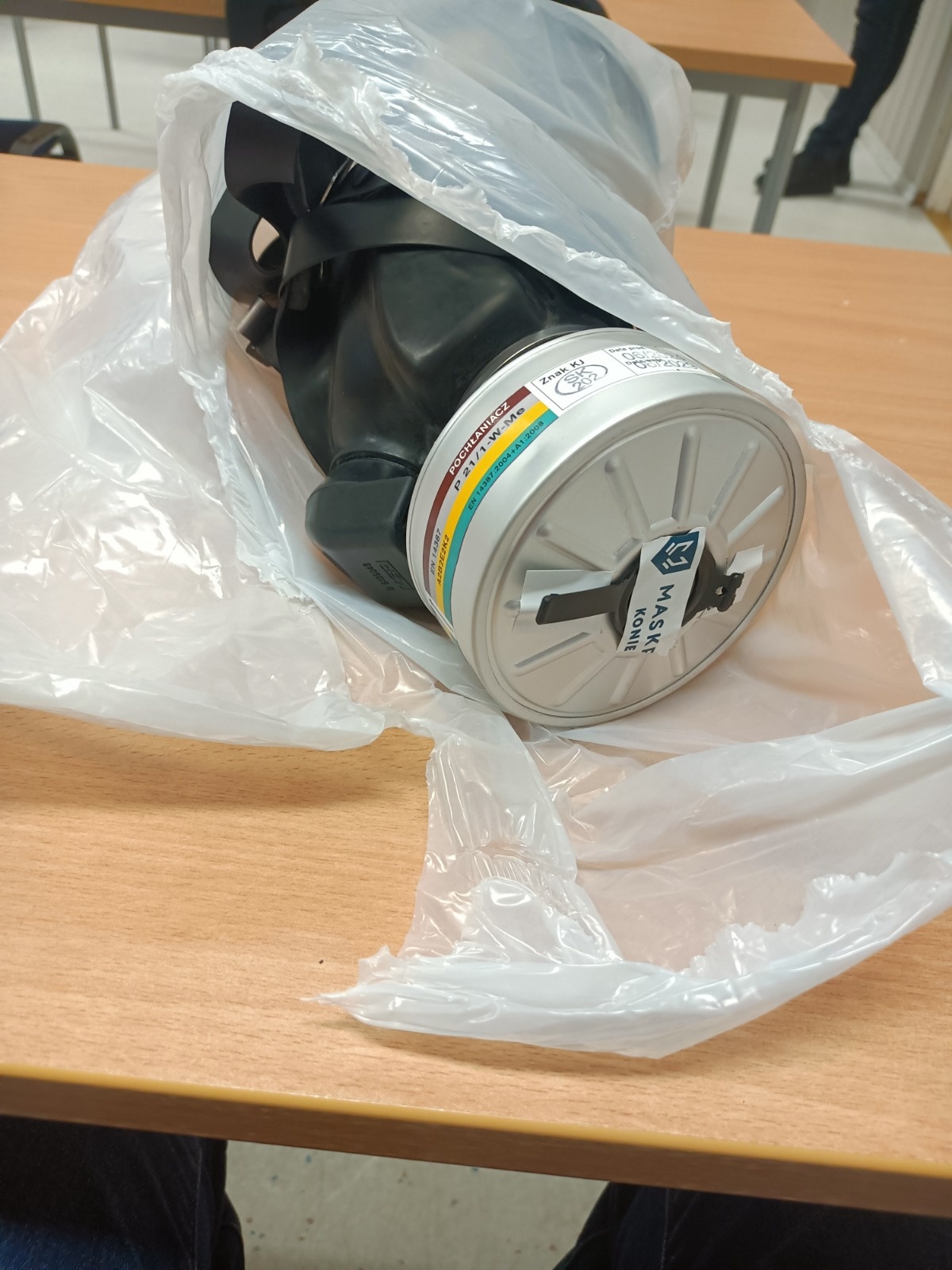 6feb7180-3ae8-4bff-b6ea-fe64e97092b2