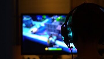 Hiszpania. 15-latek w szpitalu z powodu uzależnienia od gry komputerowej. Pierwszy taki przypadek