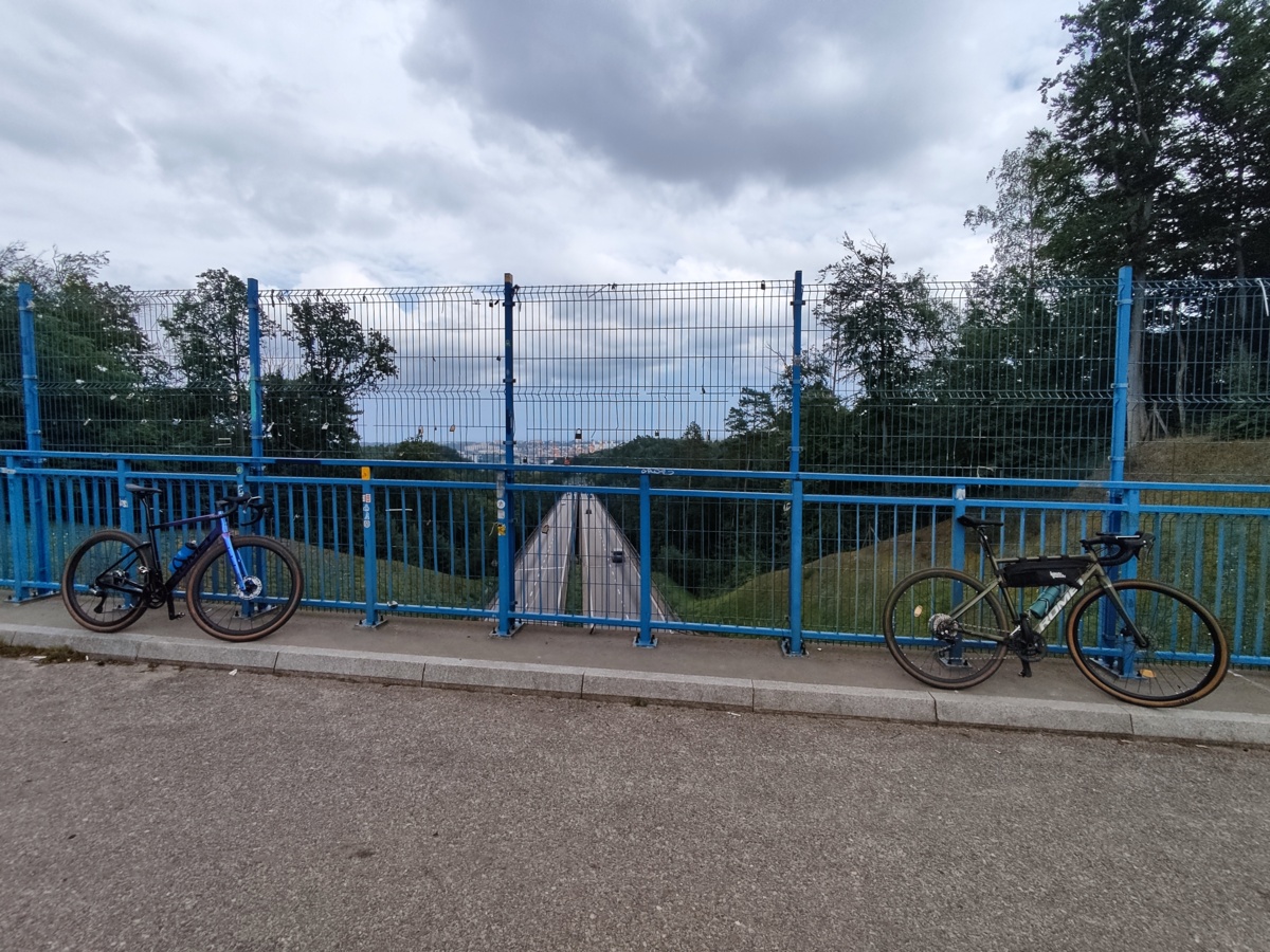 614b041a-3461-4375-85b1-da347739dc96