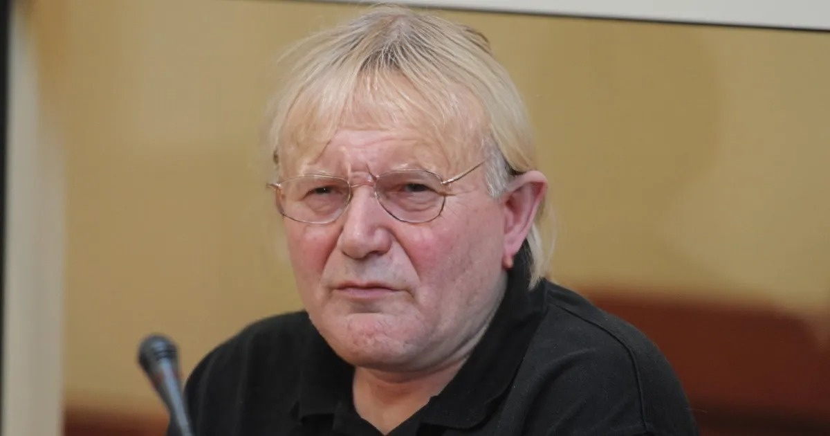 8cb46cdd-fff3-4299-a6a6-e0ecacfd584c