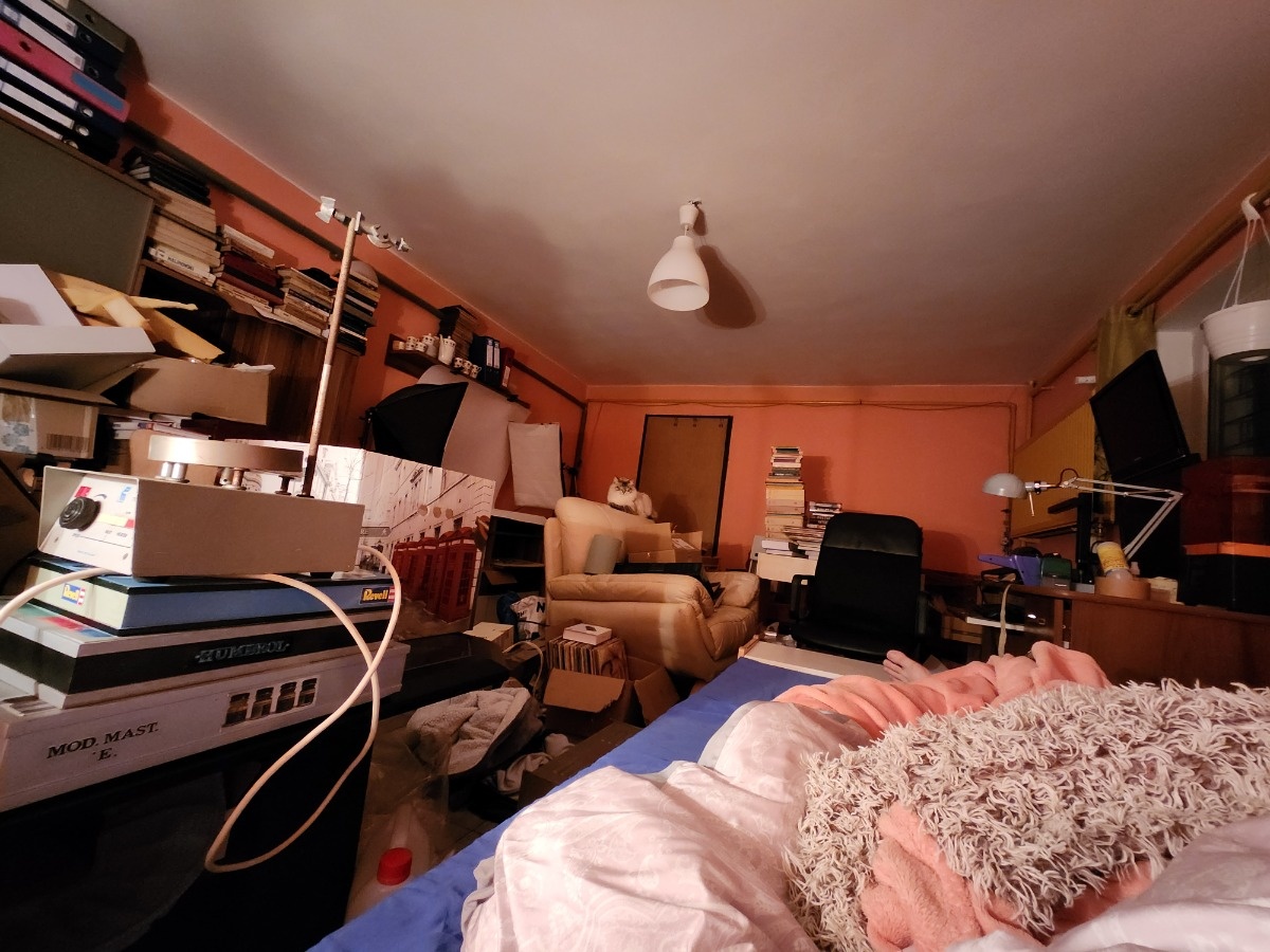 70fdb761-cff8-426f-a8d5-912aa82bbf40