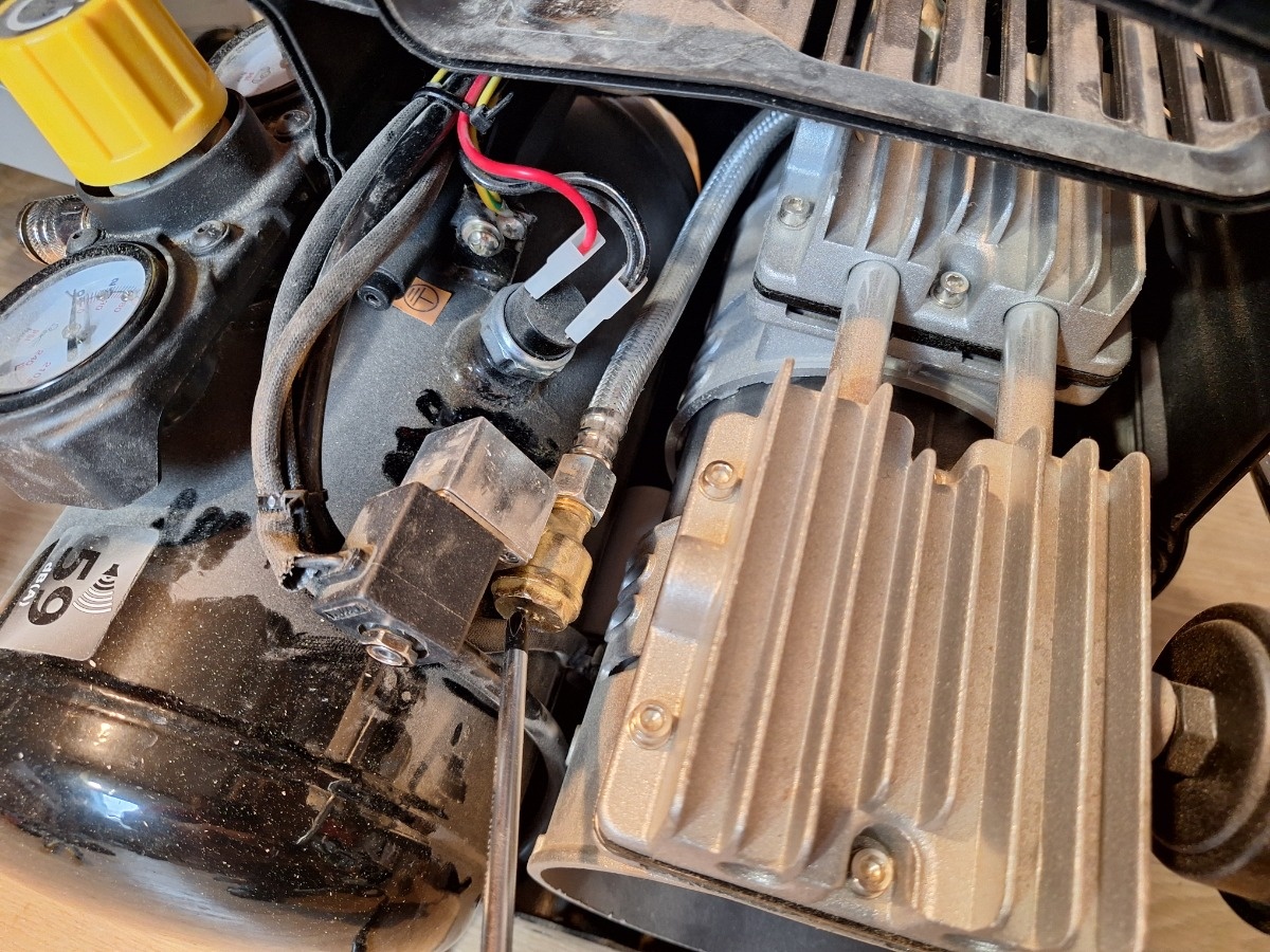 e192950b-8e84-48fe-839a-7a62c05cf193