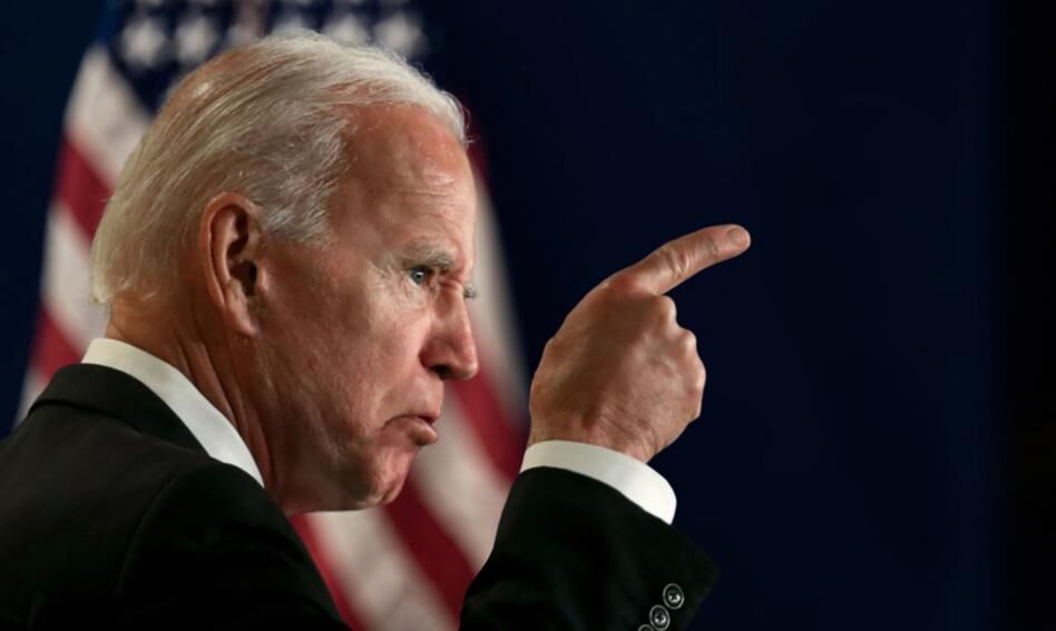 Biden oskarżył koncerny naftowe o celowe podwyższanie cen paliw