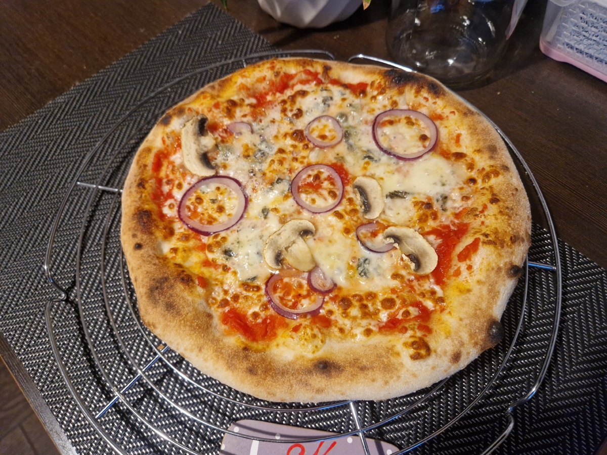 047e83e7-9a66-45ad-8f97-d84ec38ca898