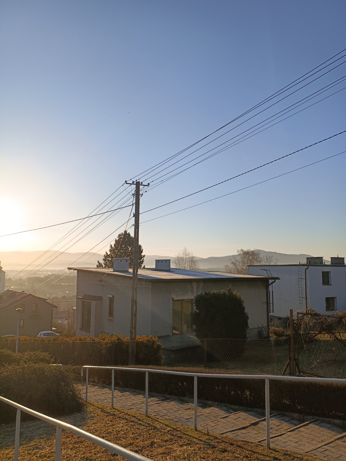 f9579c10-aa9e-44d0-8875-389529850fd3