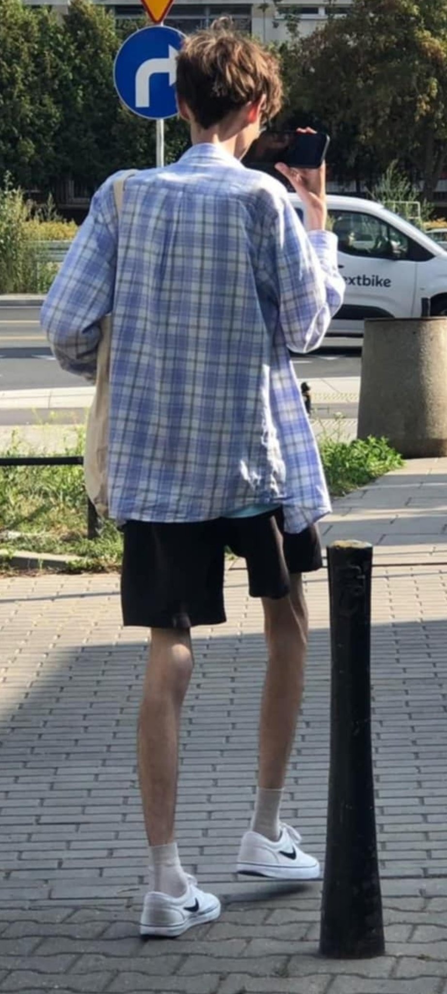 bcd8e3a4-4fb2-4a9a-b984-4774d00d8f36