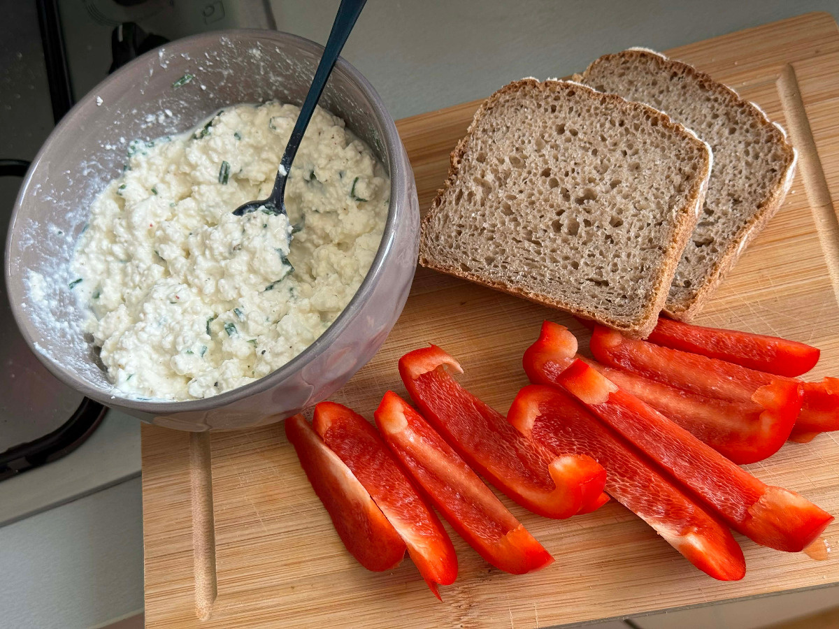 ee21be26-017c-409d-98a2-6eec6f12b53b