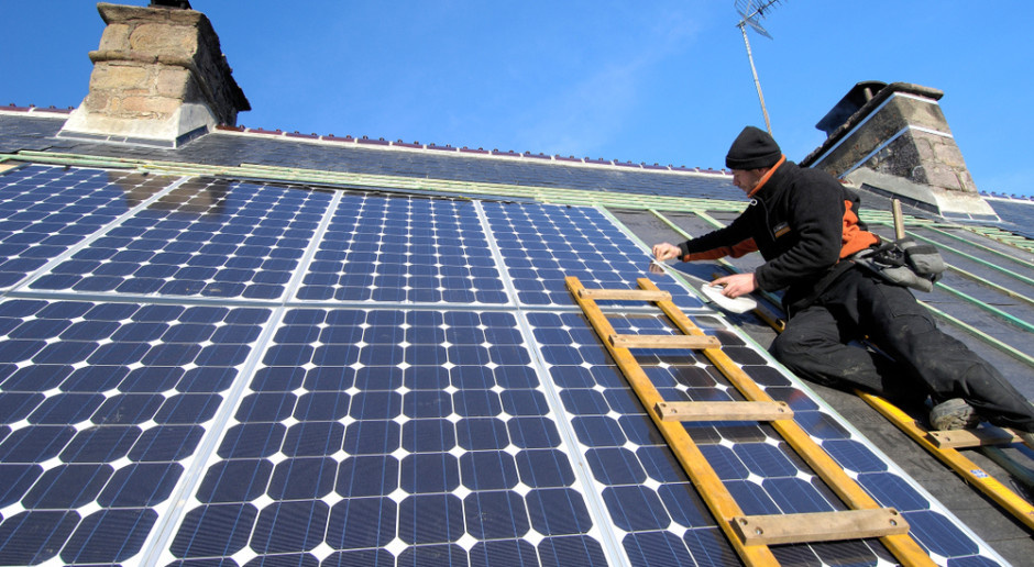 Polacy płacą za mało za prąd. Jeśli OZE w Polsce ma się rozwijać, musimy płacić więcej