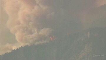 Pożary i tornado w Kanadzie. 1500 rodzin musiało opuścić swoje domy