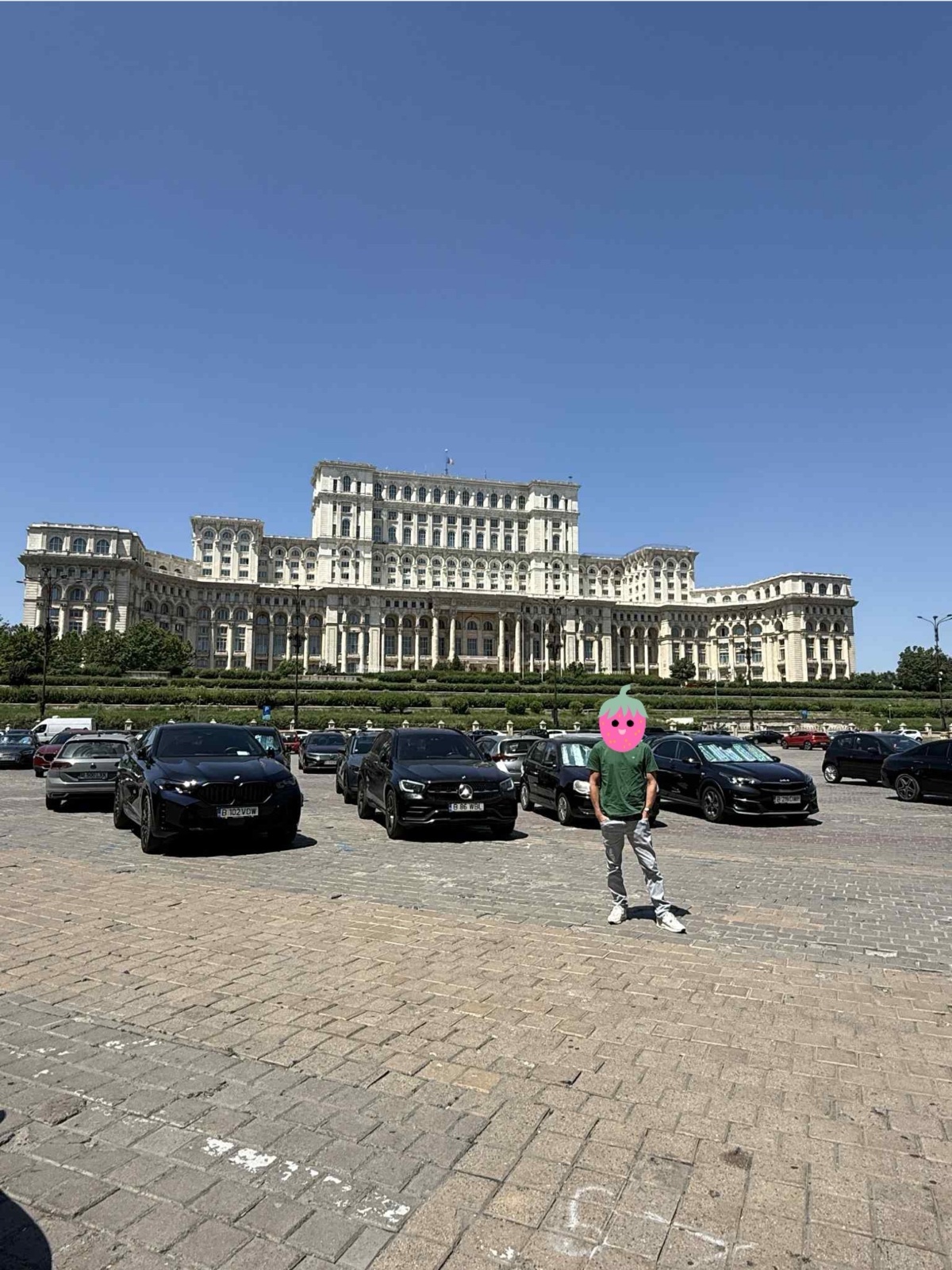 6716b927-bfab-4ba6-bd9f-813b8d8e0494