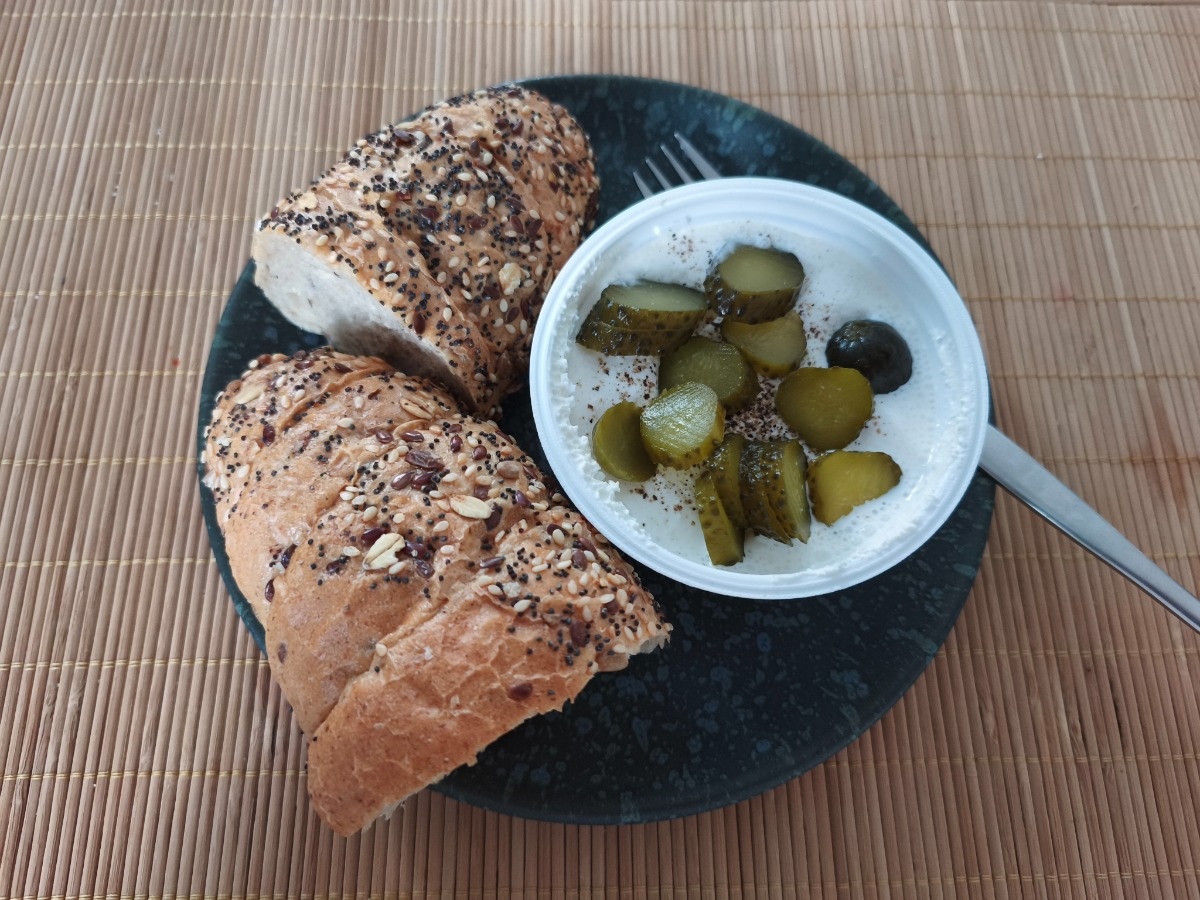 9f17a1a6-8823-4dc5-85ac-cdd4e6448925