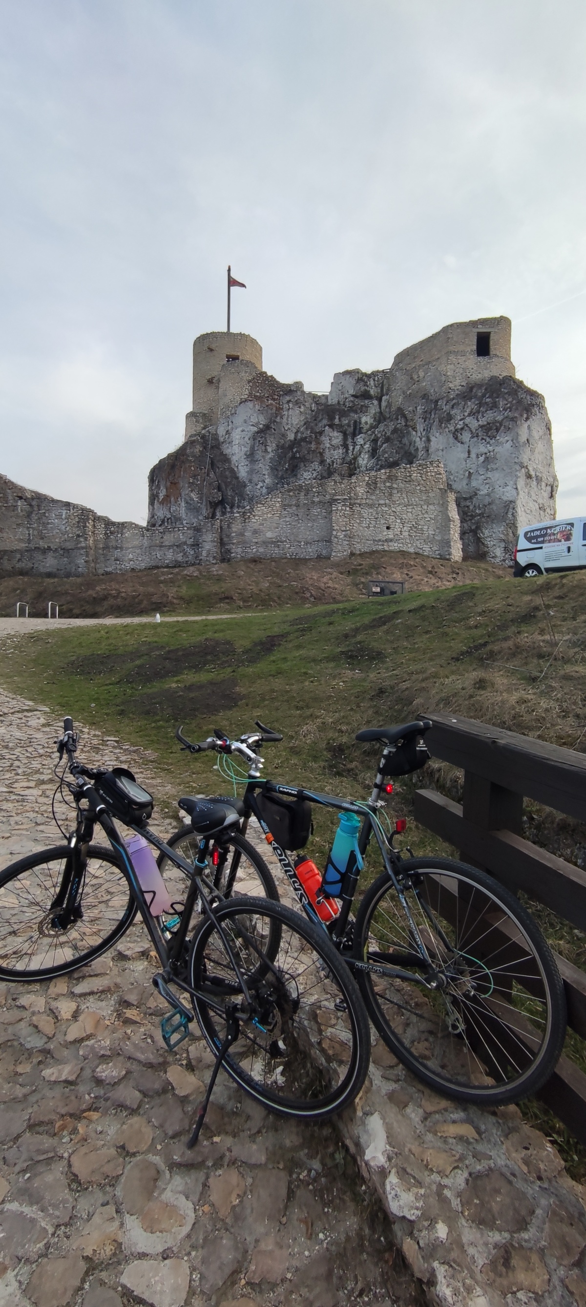 2d16570b-b9ec-4814-93b9-7476306df3ab