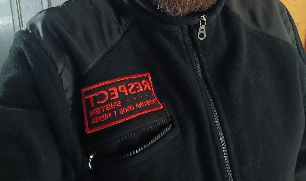 a7f825f6-8b0e-4ccc-a590-d3d20cce2c2a